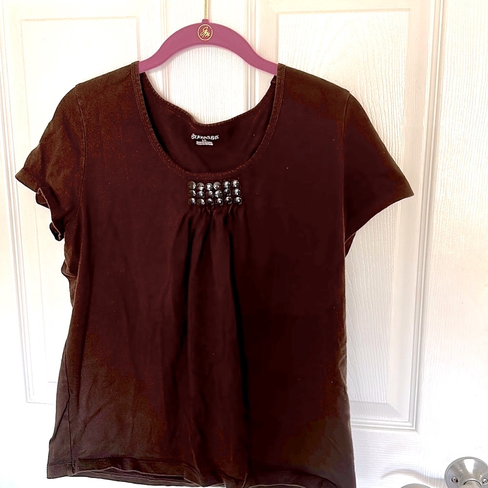 Women’s Saint johns blouse. Brown with metal details as shown. Size L.